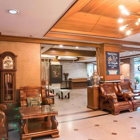 Collection O Howard Square Boutique Hotel Bangkok Exteriör bild