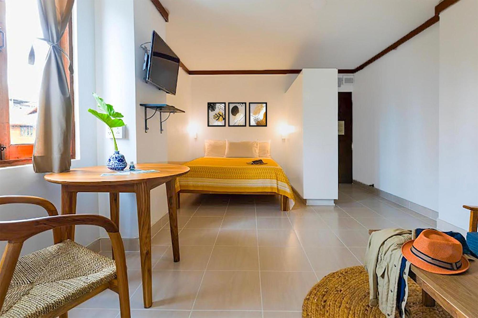 Collection O Howard Square Boutique Hotel Bangkok Exteriör bild