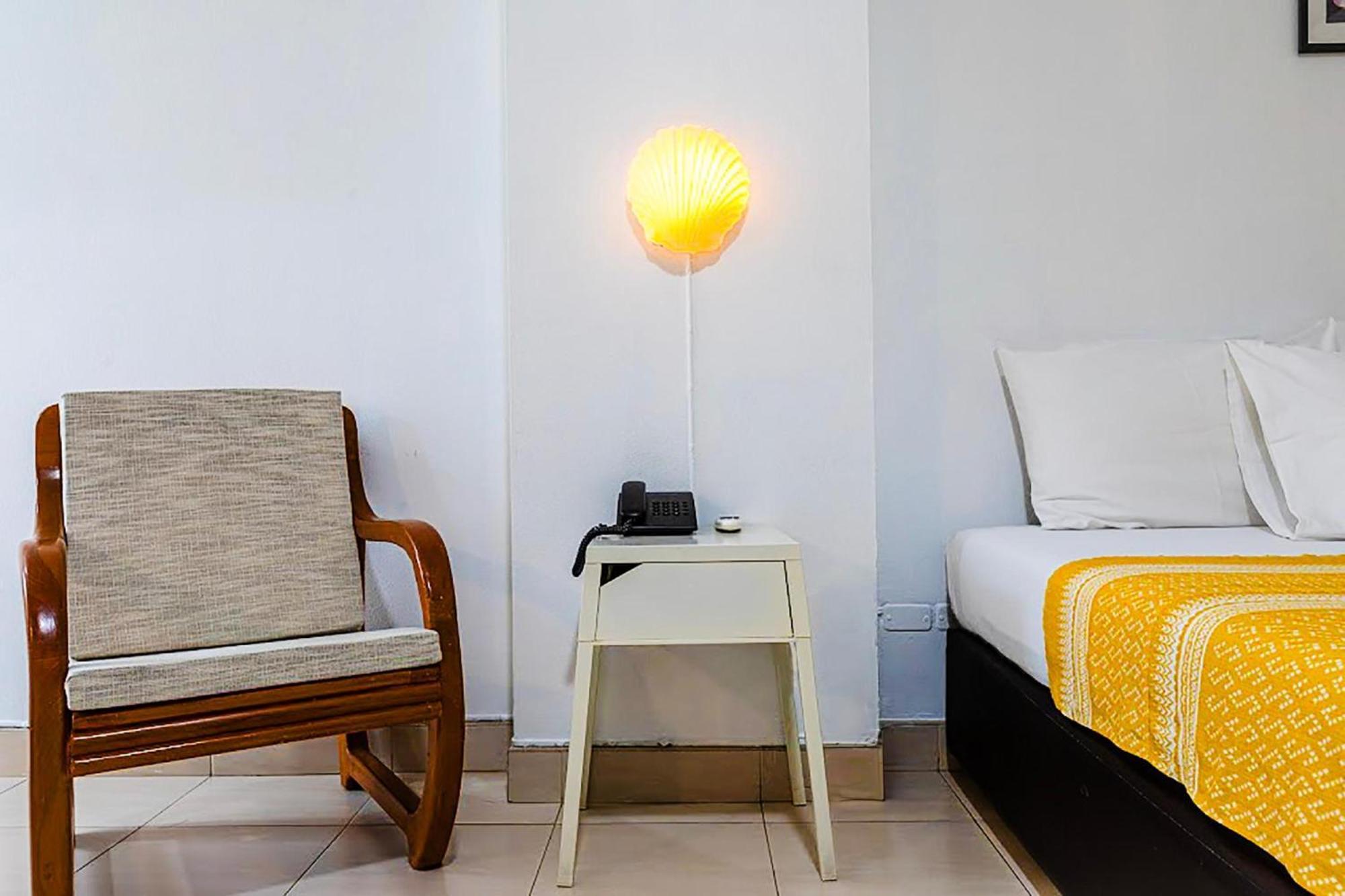 Collection O Howard Square Boutique Hotel Bangkok Exteriör bild