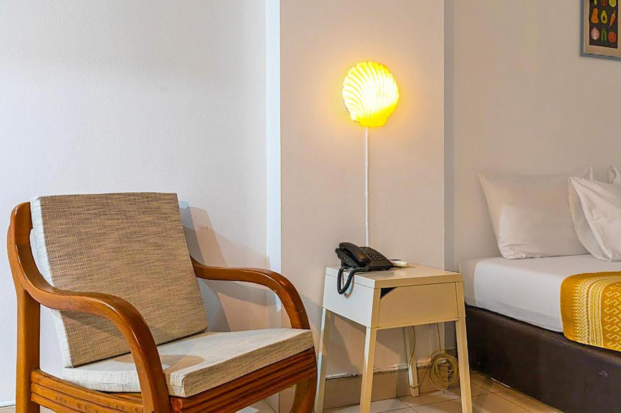 Collection O Howard Square Boutique Hotel Bangkok Exteriör bild