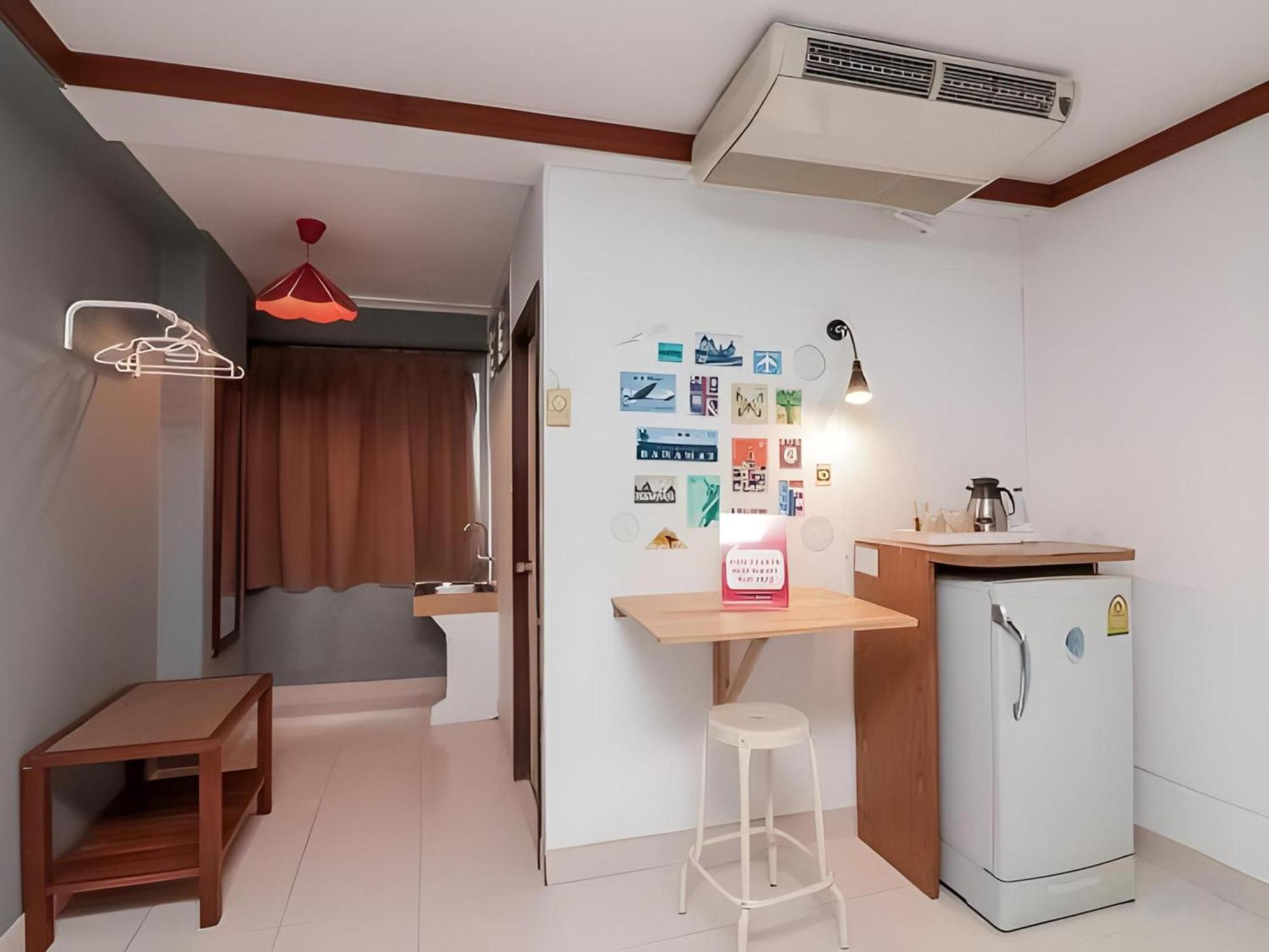 Collection O Howard Square Boutique Hotel Bangkok Exteriör bild